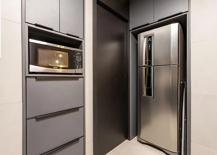 Perfeição no Leblon - Imóvel moderno - AP302 Z1 Apartamento Rio de Janeiro